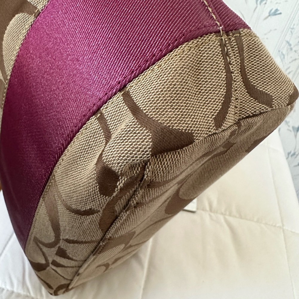 Coach Brown and Pink Tote with Signature Style - Picture 8 of 16